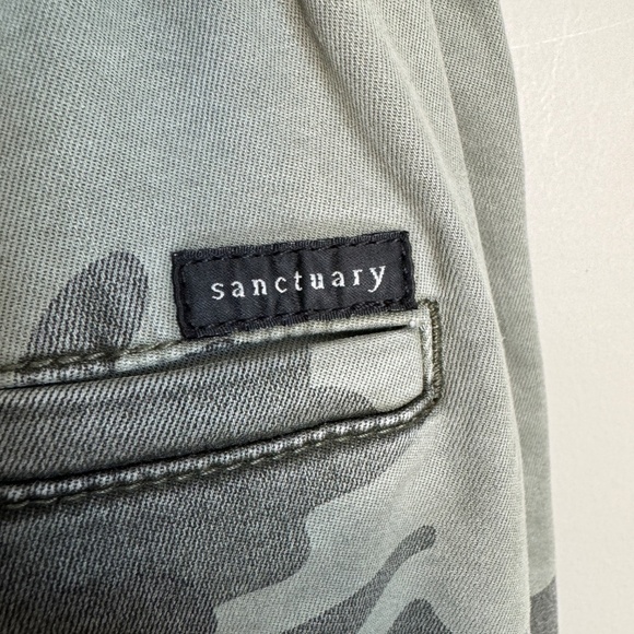 Sanctuary Standard Surplus Women's Cargo Pants Size 29 Camouflage Stretch - Picture 6 of 14